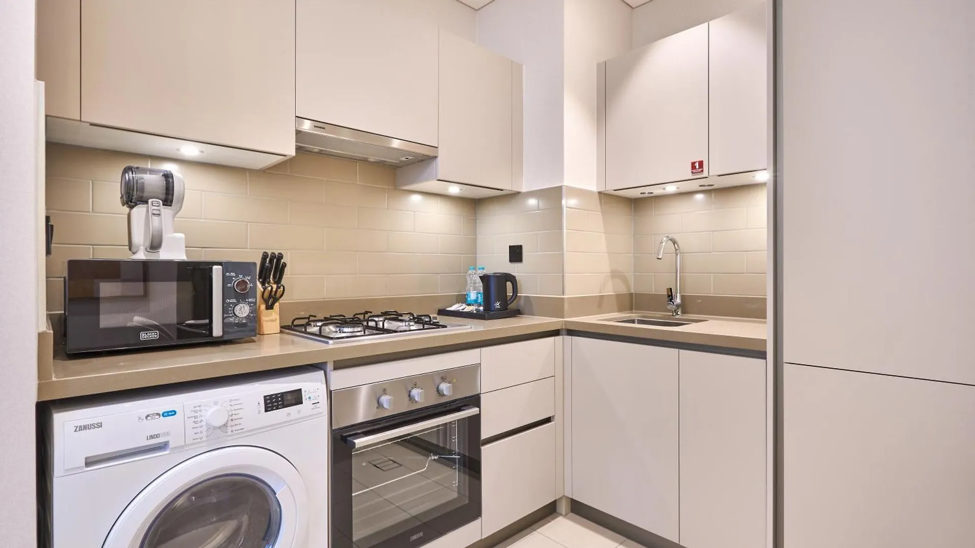 Stay By Latinem Luxury 1Br Holiday Home Cvra 901 Near Downtown Dubai
