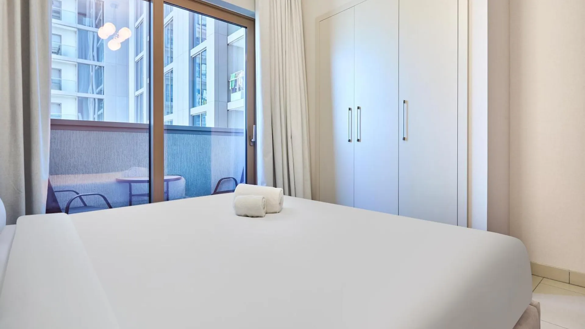 Stay By Latinem Luxury 1Br Holiday Home Cvra 901 Near Downtown Dubai